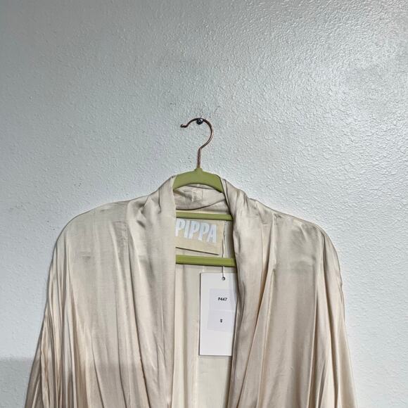 Pippa White Satin Tie Front Bell Sleeve Blouse Sz S NWT - Picture 3 of 13
